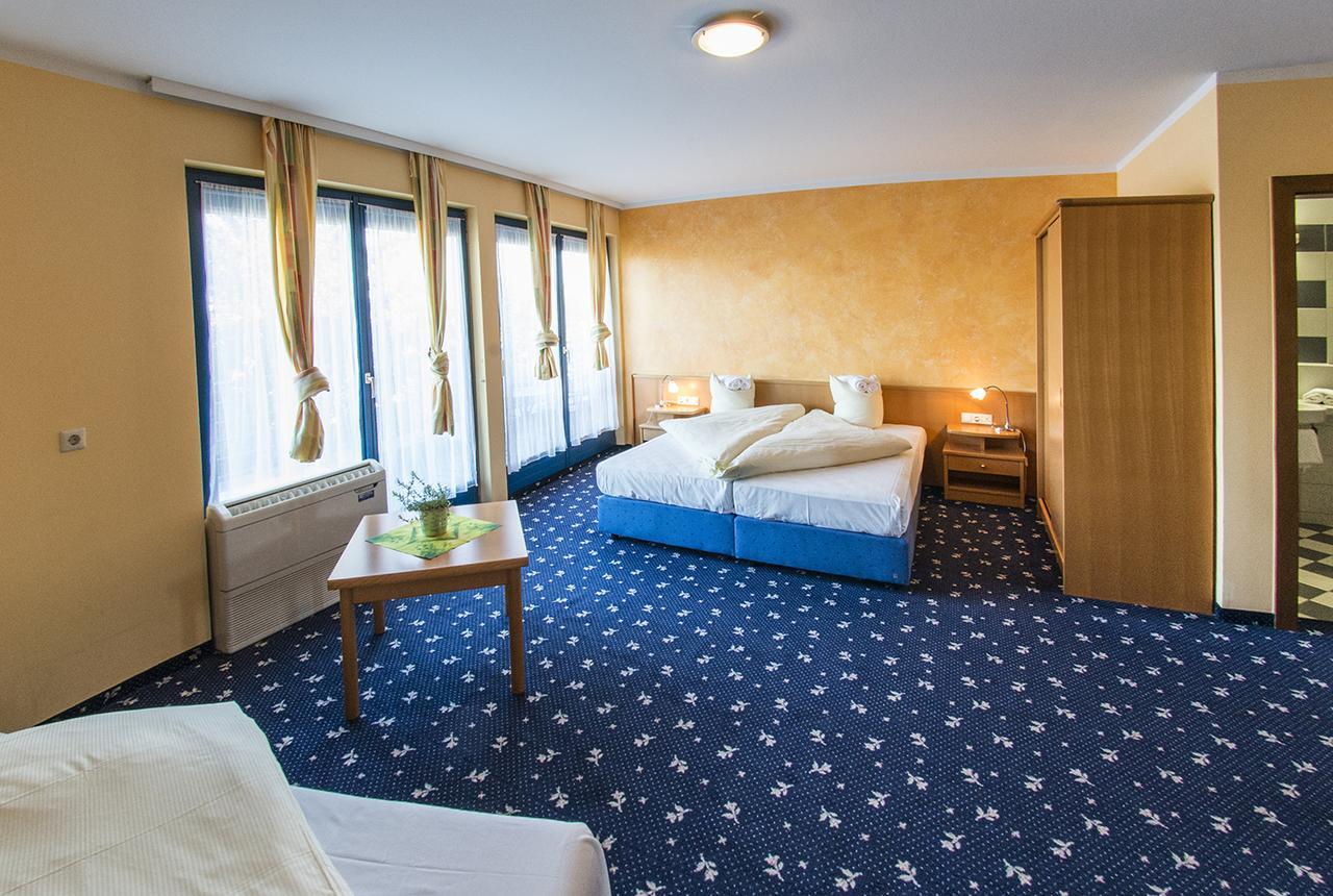 The Flames Hotel Sankt Marienkirchen bei Scharding Ngoại thất bức ảnh